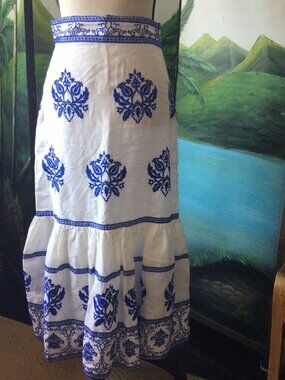 Zara Fitted Linen Skirt w/Peplum and Blue Embroidery